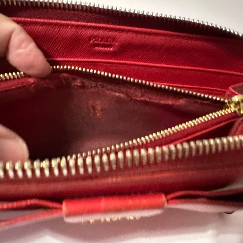 Fair Condition Prada wallet orangey/redish needs some work - Picture 8 of 14